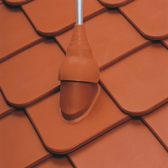 Braas_Turmalin_Ton_Antennenziegel_matt_004001023002010015001_1.JPEG