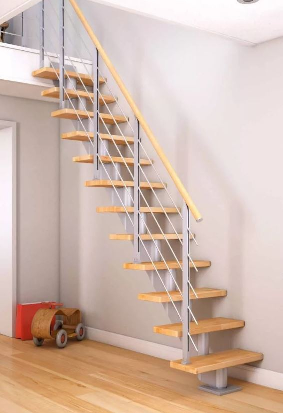 Dolle Mittelholmtreppe Frankfurt Buche gerade perlgrau 65 cm Breite 