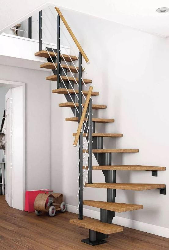 Dolle Mittelholmtreppe Frankfurt Eiche 1/2 gewendelt anthrazit 75 cm Breite 