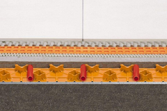 Schlueter_Bekotec_Estrichnoppenplatte_mit_Trittschalldaemmung_EN_18_FTS_005001003001120_1.JPEG