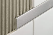 Schlueter_Designline-EB_DL_625_EB_Borduerenprofil_2_5_m_Edelstahl_V2A_gebuerstet_005001009001020_1.JPEG