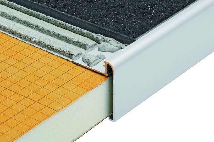 Schlüter Rondec Step AC Kantenprofil 2,5 m Alu graphitschwarz matt