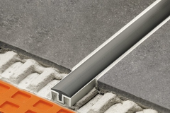 Schlueter_Showerprofil_WS_Traegerprofil_Alu_matt_005001013001050001_1.JPEG