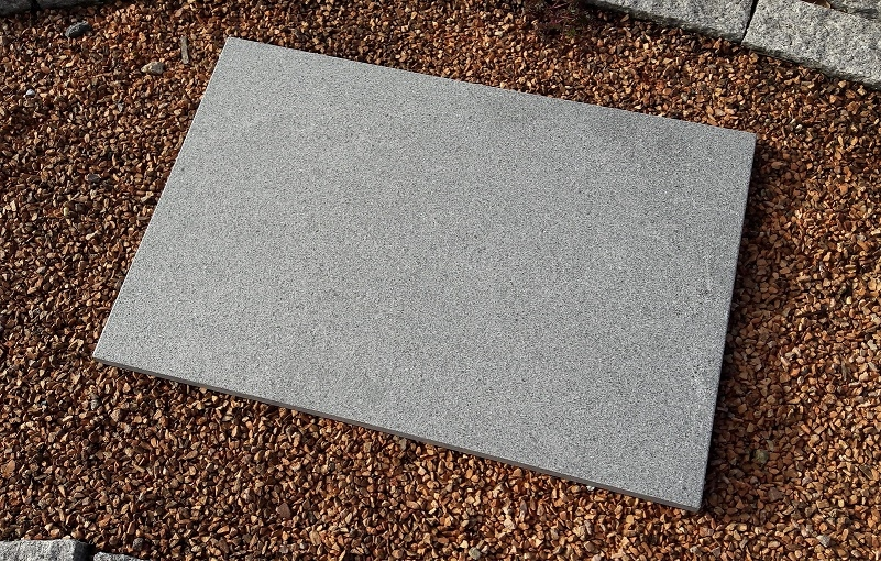 Terrassenplatte_Granit_anthrazit_010002002015001_1.JPEG