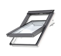 Velux_GGL_3070_Schwingfenster_Thermo_klar_lackiert_004011001002220001_1.JPEG