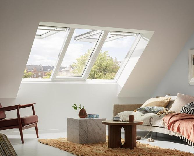 Velux_GPLS_2070_Thermo_Klapp-Schwingfenster_Lichtloesung_3_in1_004011999016040001_1.JPEG
