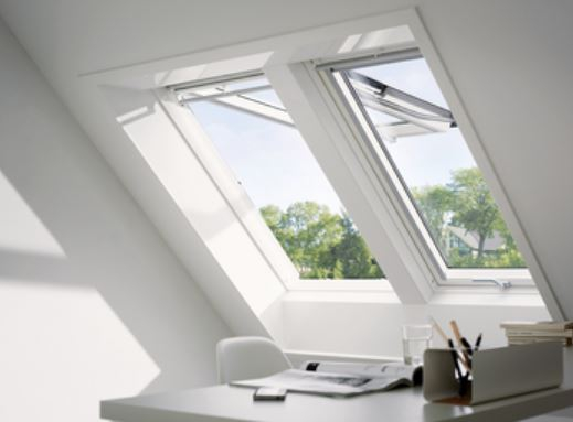Velux_GPU_0067_Klapp-Schwing-Fenster_Energie_Waermedaemmung_Kunststoff_004011001003270001_1.JPEG